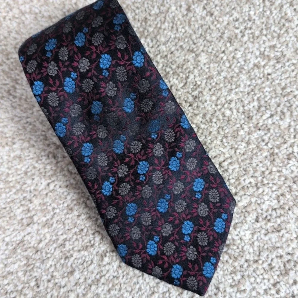 Renato Paglia‎ Roma Floral Silk Necktie Holliday Brown England